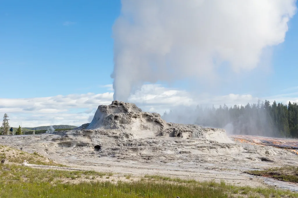 Castle Geyser