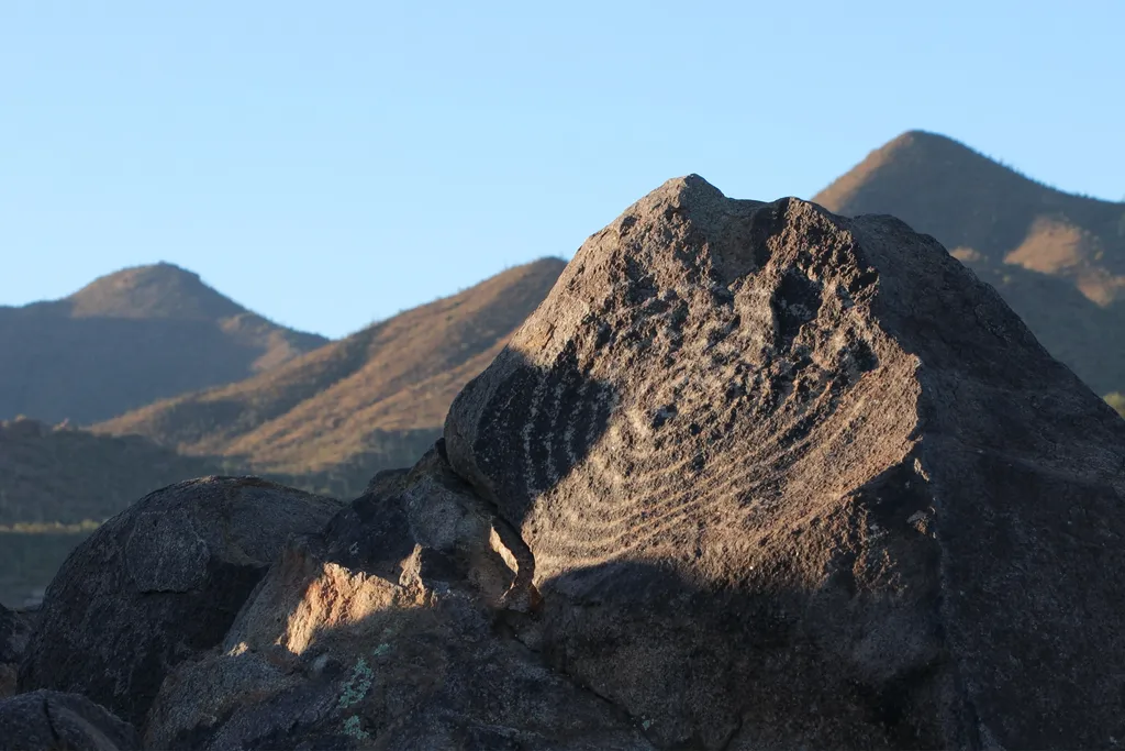 Signal Hill (West District)